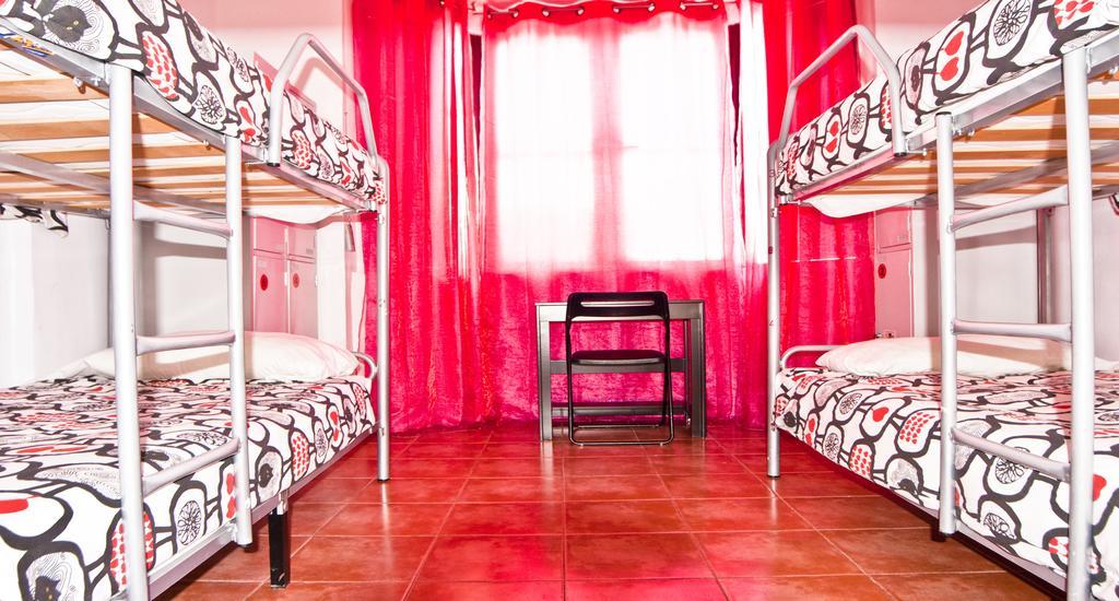 Las Musas Hostel - Madrid — Zdjęcia 1